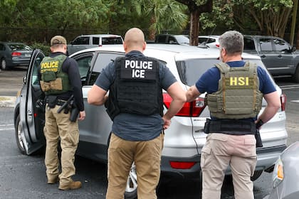 Los condados de Texas que estén obligados por la SB 8 y no colaboren con el ICE enfrentarán una demanda civil