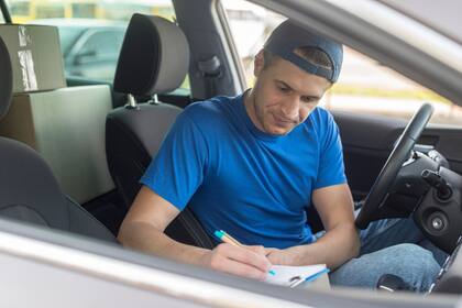 Los conductores de Illinois que reciban sanciones pueden solicitar un permiso restringido