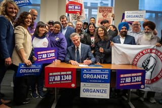 Buenas noticias para los conductores de Uber y Lyft en California: Newsom firma una nueva ley que los protege