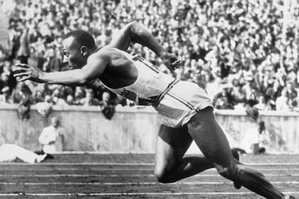 Jesse Owens ganó cuatro medallas de oro durante los Juegos Olímpicos en Berlín en 1936