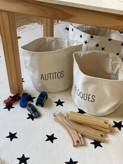 Los contenedores de este emprendimiento son súper resistentes y tienen estampas de diseño propio.