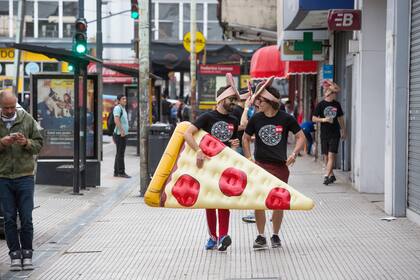 Los corredores se vieron a lo largo de toda la avenida