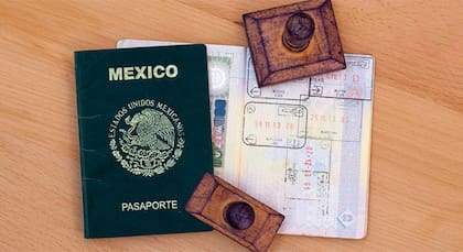 Los costos del trámite del pasaporte de México cambian, según la vigencia del documento (ARCHIVO-Gobierno de México)