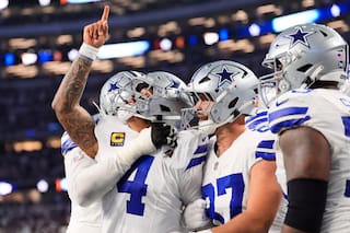 Los Cowboys remontan 21 puntos y vencen 24-21 a los Eagles con gol de campo final de Aubrey
