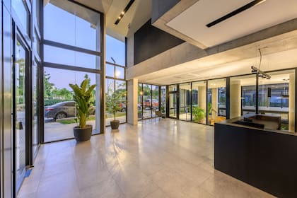 Los criterios para definir dónde y cuánto vacío necesita un proyecto no son fórmulas fijas. Pero se priorizan los lugares que realmente se habitan