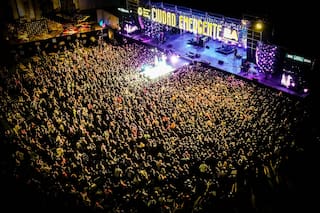 Una multitud disfrutó de la apertura de Ciudad Emergente