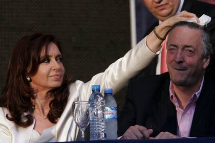 Los cuadernos que describen el trasiego de las coimas señalan que los bolsos tenían un solo destino, lo más alto del poder, representado por el matrimonio Kirchner