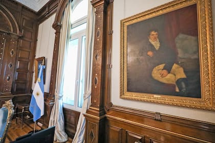 El retrato de Belgrano es un óleo sobre tela y no tiene firma