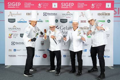 Los cuatro competidores de la delegación argentina que se presentaron al Mundial del Helado 2026: Eduardo Zacaria, Diego Calculli, Diego Colaneri, y Sergio Federico Mercado