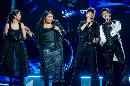Los cuatro finalistas de La Voz: Milagros Amud, Eugenia Rodríguez, Nicolás Behringer y Alan Lez; fue Behringer, del Team Luck Ra, quien se consagró campeón
