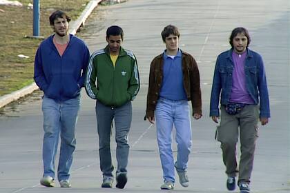 Los cuatro protagonistas de Okupas en los que se inspiró el spot de la izquierda