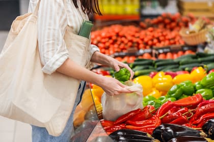 Los cupones de SNAP permite la compra de alimentos básicos e indispensables (SNAP/Archivo)