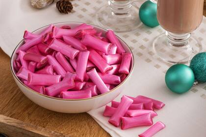 Los curiosos caramelos llamados huesos de pollo