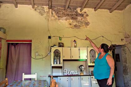 Los daños que causó la grieta en la casa de Romina Correa