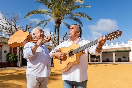 Los Del Río, a más de tres décadas de haber creado el tema que cambió sus vidas: "Macarena".