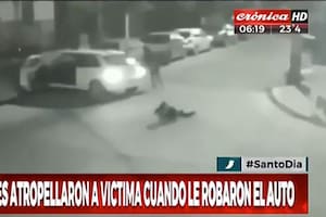 Isidro Casanova: le roban el auto y la atropellan cuando salía de su casa