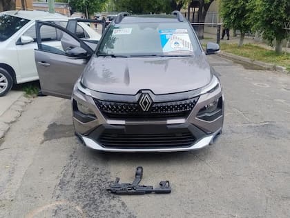 Los delincuentes portaban pistolas adaptadas como subfusiles tácticos con cargadores de 50 proyectiles