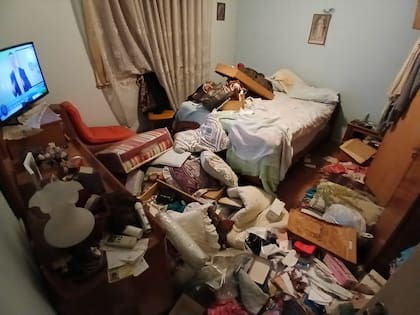 Los delincuentes revolvieron toda la casa de una jubilada de 91 años