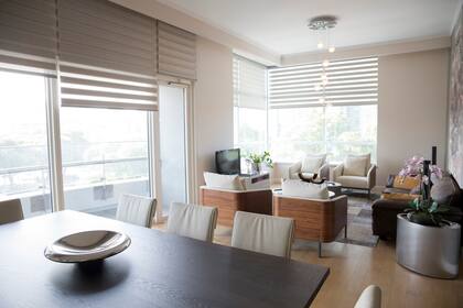 Los departamentos van desde los 90 hasta los 525 metros cuadrados. Tienen de 2 a 5 ambientes con dependencias