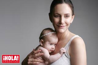 Luciana Aymar presenta a su hija Lupe, de siete meses, con unas tiernas fotos familiares