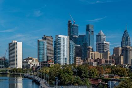 Los desarrolladores deberán asumir un compromiso oficial con la ZBA y con la organización comunitaria correspondiente para construir las unidades asequibles propuestas (City of Philadelphia)