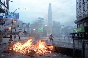 De la protesta a la tragedia, imágenes de 48 horas que marcaron a fuego a la Argentina