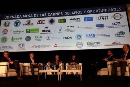 Los dirigentes hicieron foco en el alto costo financiero