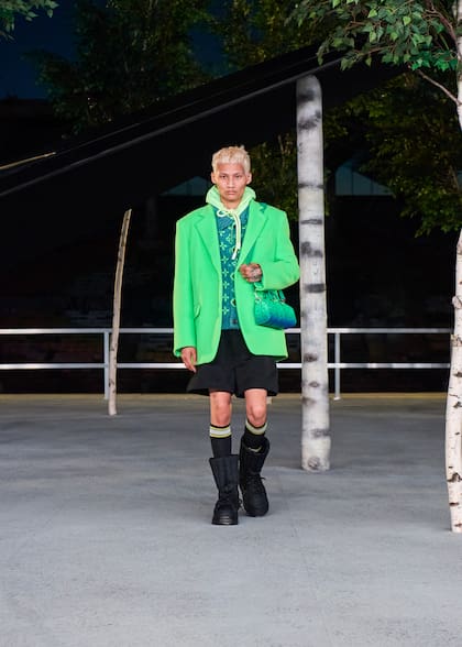 Los diseños de Virgil Abloh se caracterizaban por mezclar la idea de los deportivo y lo formal