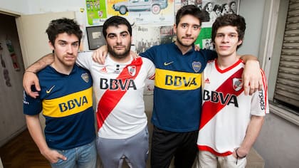 Los Displicentes, unidos por un fútbol sin violencia