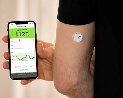 Los dispositivos sirven para controlar los niveles de glucosa en sangre