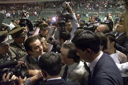 Los disturbios a pleno en la serie entre Argentina y Chile en Santiago