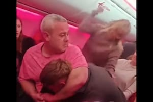 Un piloto reveló el principal motivo de las peleas arriba de los aviones y se refirió a las tres soluciones más comunes