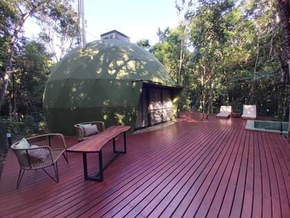 Los domos geodésicos que sirven para el alojamiento