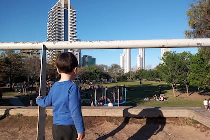 Para Rolando, Argentina le dio lo más importante: su familia y el valor de la amistad.
