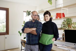 Los dueños de casa: Martín Sabater y Ximena Sáenz.