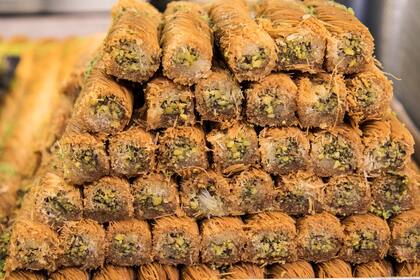 Los dulces con frutas secos y almíbar son típicos: se los conoce como "turkish delights".