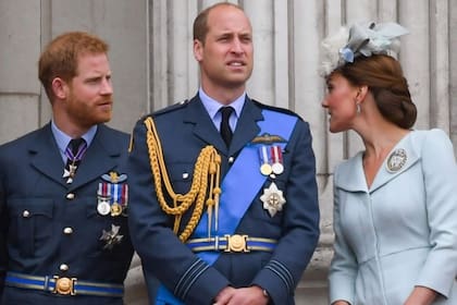 La ausencia de los duques de Cambridge generó especulaciones sobre la relación