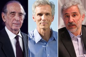 Los economistas Ricardo Arriazu, Rafael Di Tella y Gustavo Cañonero