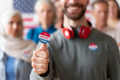 Los electores definirán quiénes competirán en la elección general de noviembre