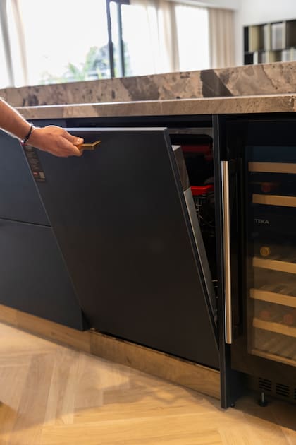 Los electrodomésticos panelables, una clave para espacios de lineas puras y netas.