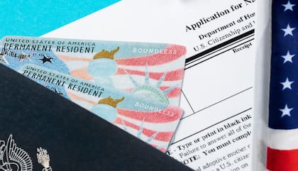 Los elegidos por esta vía deben demostrar un comportamiento honesto y estar libres de cualquier criterio que sea motivo de deportación