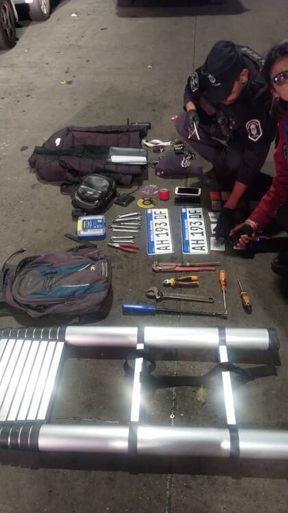 Los elementos secuestrados a los delincuentes