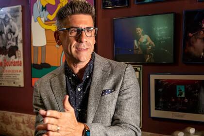 "Los embotelladores independientes compran barricas de destilerías para crear su propia etiqueta, una especie de lista curada y artística", detalla