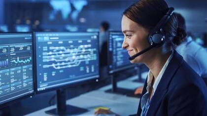 Los empleados de un call center suelen sentirse más frustrados y estresados
Foto: iStock