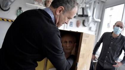 Los empleados del museo guardaban la cabeza en una caja