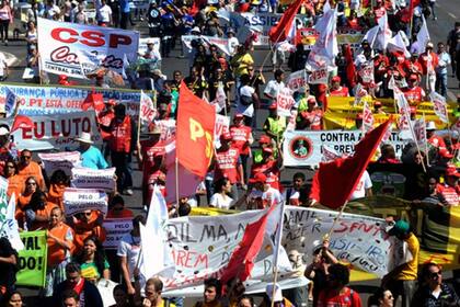 Los empleados públicos marcharon en Brasilia