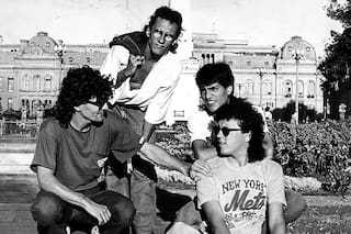 Los 40 años de su primer disco, el respaldo de un consagrado y el “trabajo de enanos” para triunfar en América Latina