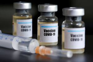 Covid-19: La vacuna puede tener efectos colaterales, una señal de que funciona