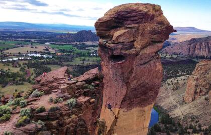 Los entusiastas de la escalada deportiva deportiva aseguran que esta práctica nació en el parque estatal Smith Rock