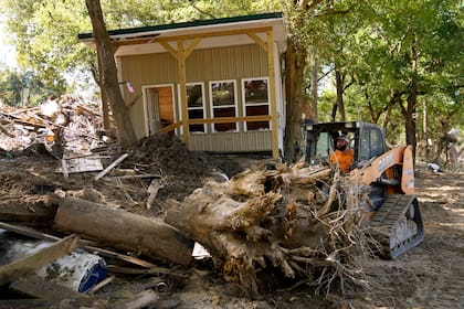 Los escombros que dejó el paso del huracán Helene.